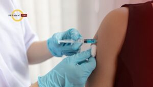 pemberian imunisasi/vaksin