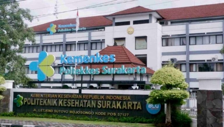 Akreditasi Poltekkes Kemenkes Surakarta